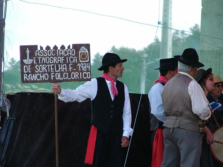 Segundo .Festival .de. Folclore. em SANTA VALHA 2003.JPG